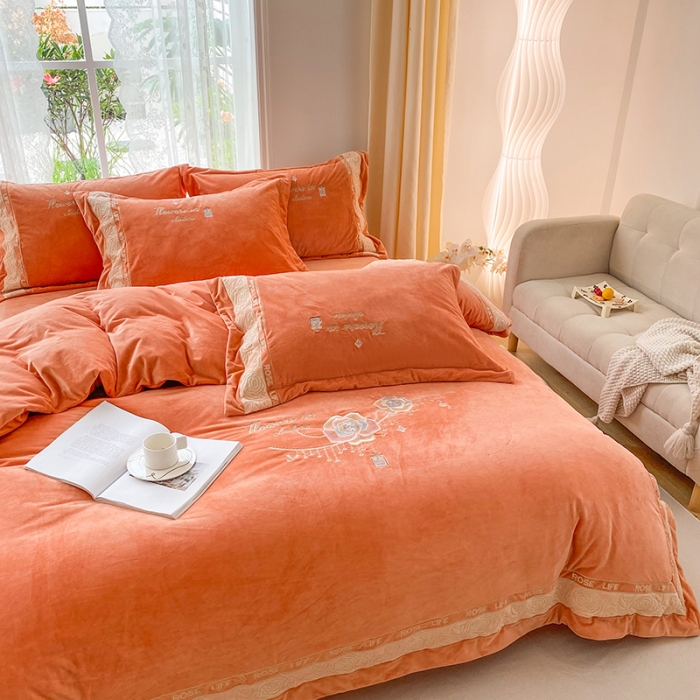 91家纺网 家纺一手货源 找家纺 （总）可以家居 2023新款全消光婴儿绒牛奶绒刺绣四件套-恋语