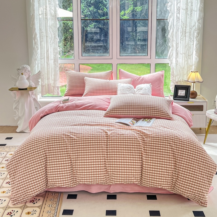 91家纺网 家纺一手货源 找家纺 柠萌 2023新款全棉色织水洗棉加牛奶绒单品被套全棉拼牛奶绒被套 棉+绒-蜜粉小格