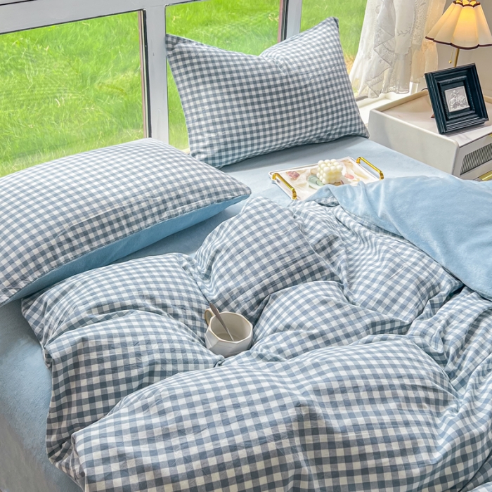 91家纺网 家纺一手货源 找家纺 柠萌 2023新款全棉色织水洗棉加牛奶绒单品被套全棉拼牛奶绒被套 棉+绒-浅蓝小格