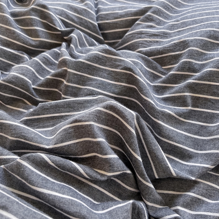 91家纺网 家纺一手货源 找家纺 柠萌 2023新款全棉色织水洗棉加牛奶绒单品被套全棉拼牛奶绒被套 棉+绒-中条纹深灰