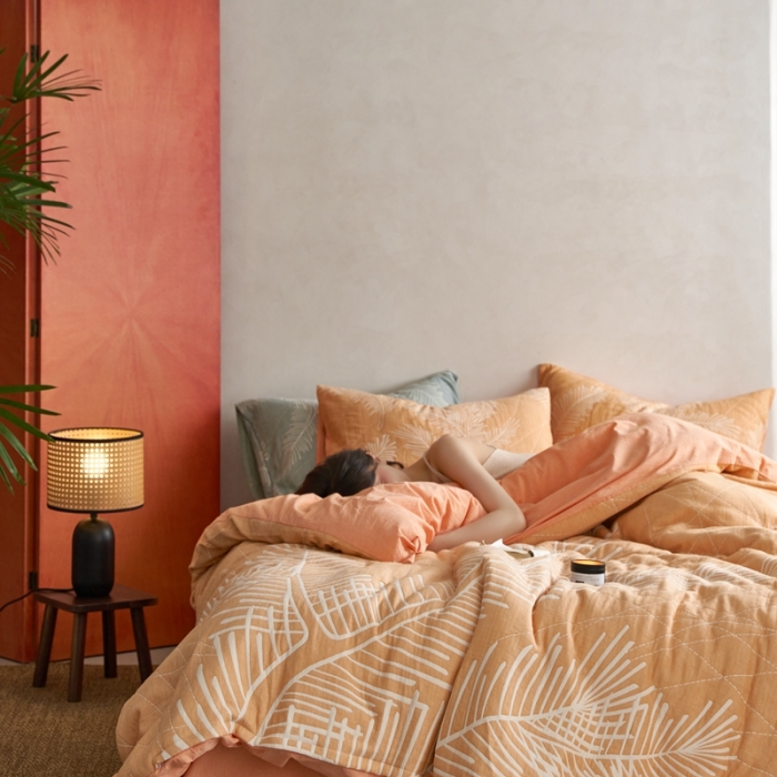 91家纺网 家纺一手货源 找家纺 安莱生活 2023新款A类空气层双层纱大提花郁彼北林系列四件套 郁彼北林-橘