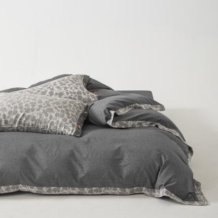 91家纺网 家纺一手货源 找家纺 安莱生活 2023新款A类简约棉麻树叶拼边四件套 棉麻拼边纽扣款-深灰