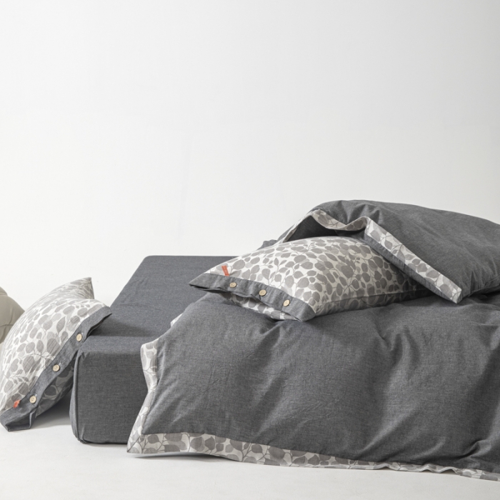 91家纺网 家纺一手货源 找家纺 安莱生活 2023新款A类简约棉麻树叶拼边四件套 棉麻拼边纽扣款-深灰