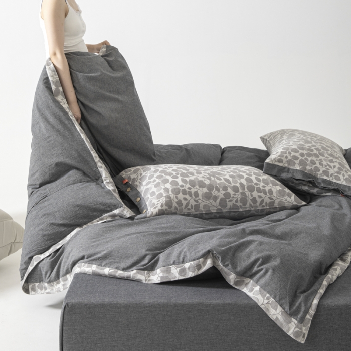 91家纺网 家纺一手货源 找家纺 安莱生活 2023新款A类简约棉麻树叶拼边四件套 棉麻拼边纽扣款-深灰