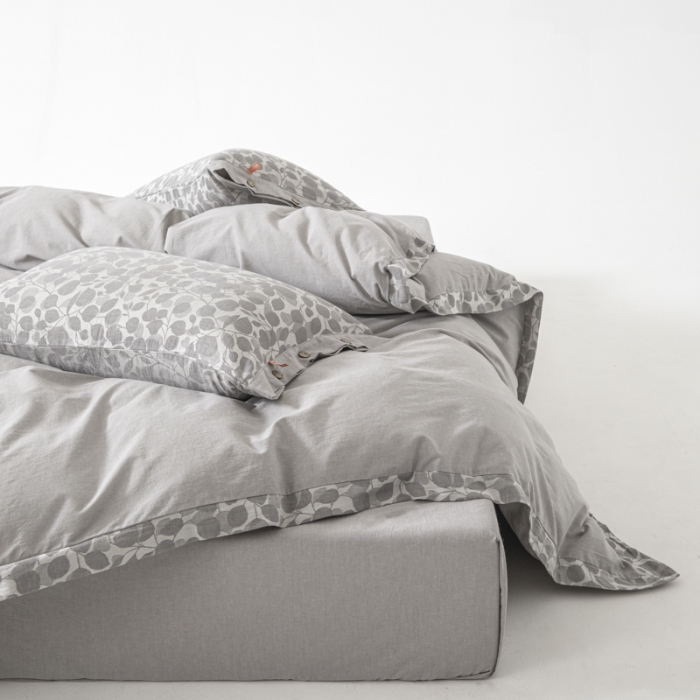 91家纺网 家纺一手货源 找家纺 安莱生活 2023新款A类简约棉麻树叶拼边四件套 棉麻拼边纽扣款-银灰