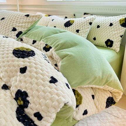 91家纺网 家纺一手货源 找家纺 （总）宜代光年 2023新款豆豆绒提花四件套