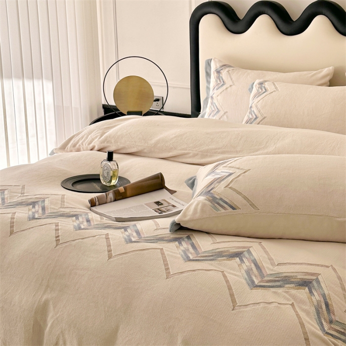 91家纺网 家纺一手货源 找家纺 （总）璞素 2023新款230克全消光牛奶绒四件套-w系列风格二