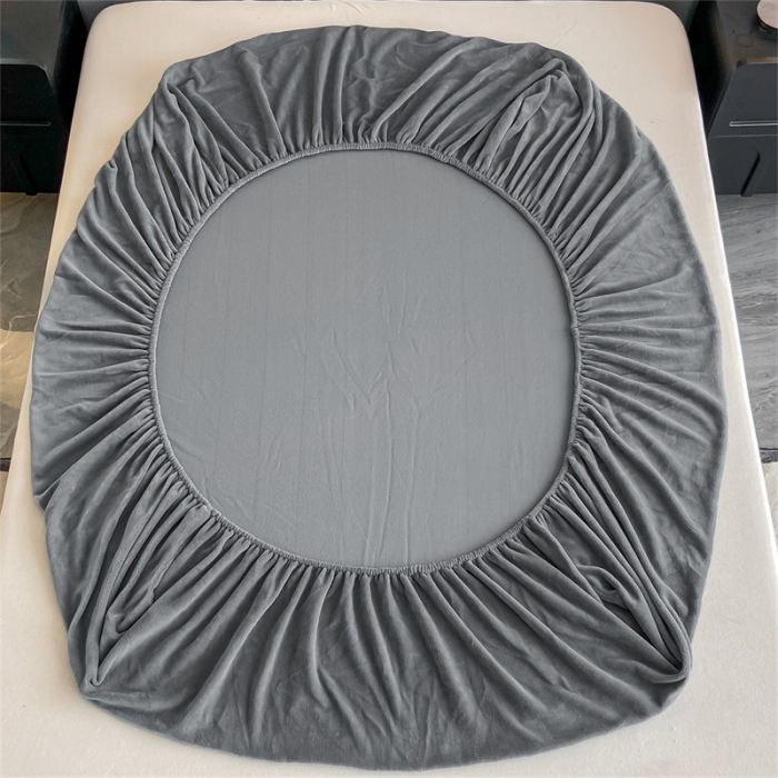 91家纺网 家纺一手货源 找家纺 （总）古吉梦 2023新款牛奶绒刺绣床笠-琳达