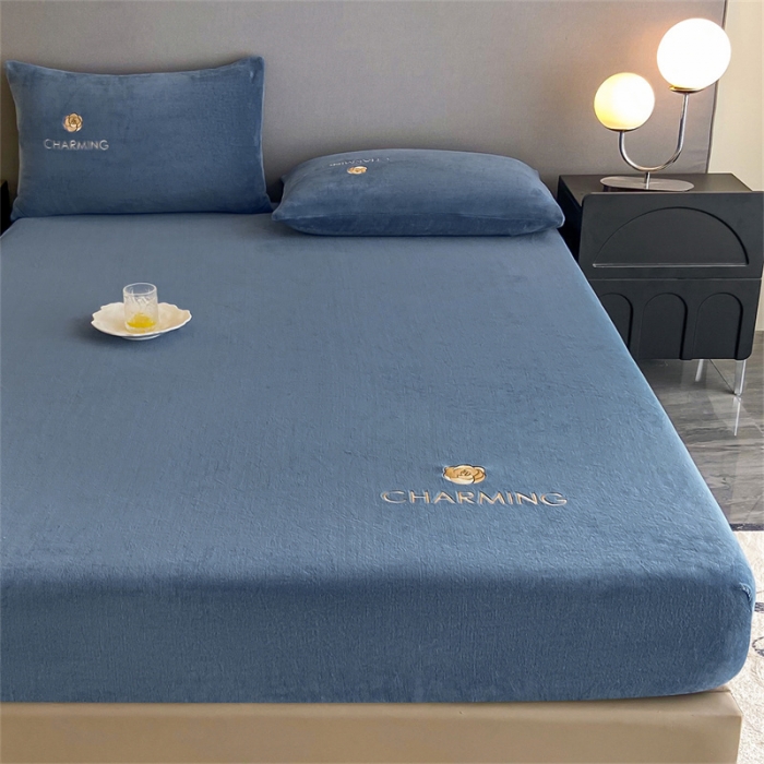 91家纺网 家纺一手货源 找家纺 古吉梦 2023新款牛奶绒刺绣床笠-琳达 琳达-宝石蓝