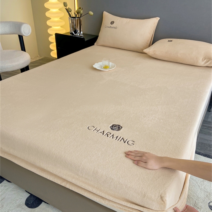 91家纺网 家纺一手货源 找家纺 古吉梦 2023新款牛奶绒刺绣床笠-琳达 琳达-香槟