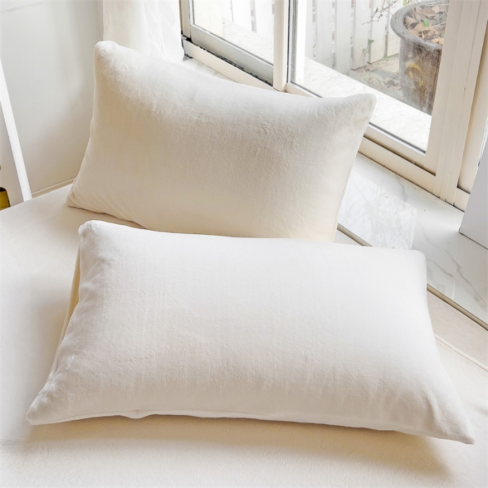 91家纺网 家纺一手货源 找家纺 （总）极梦 冬季牛奶绒枕套加厚加绒亲肤柔软枕芯套