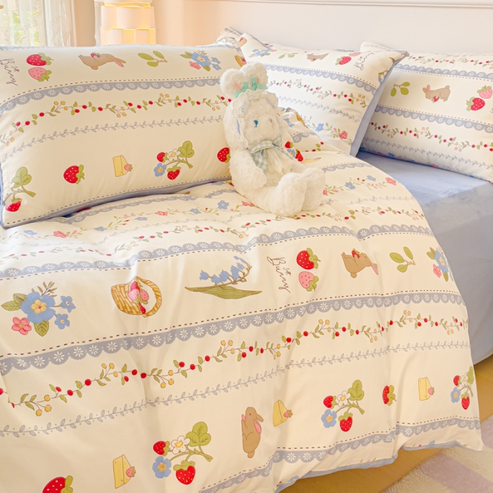 91家纺网 家纺一手货源 找家纺 金丝鸟家纺 2023新款全棉印花加牛奶绒四件套 蓝色花园 a棉b牛奶绒