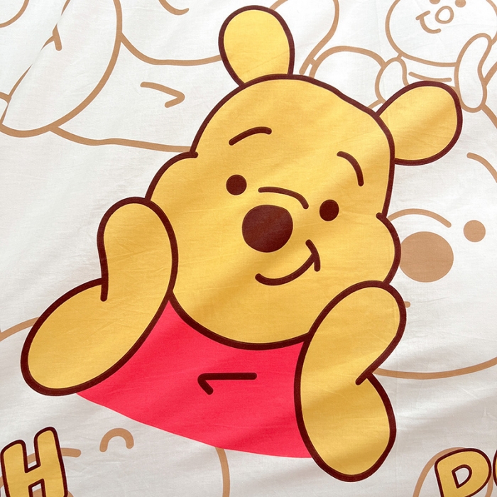 91家纺网 家纺一手货源 找家纺 金丝鸟家纺 2023新款全棉印花加牛奶绒四件套 蜜糖维尼 a棉b牛奶绒