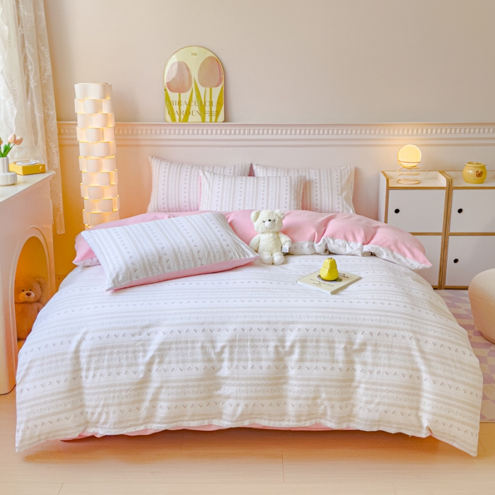 91家纺网 家纺一手货源 找家纺 金丝鸟家纺 2023新款全棉印花加牛奶绒四件套 烟雨枫间 a棉b牛奶绒