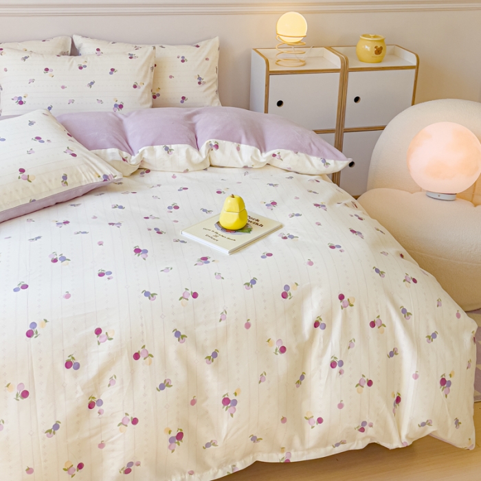 91家纺网 家纺一手货源 找家纺 金丝鸟家纺 2023新款全棉印花加牛奶绒四件套 紫葡萄 a棉b牛奶绒