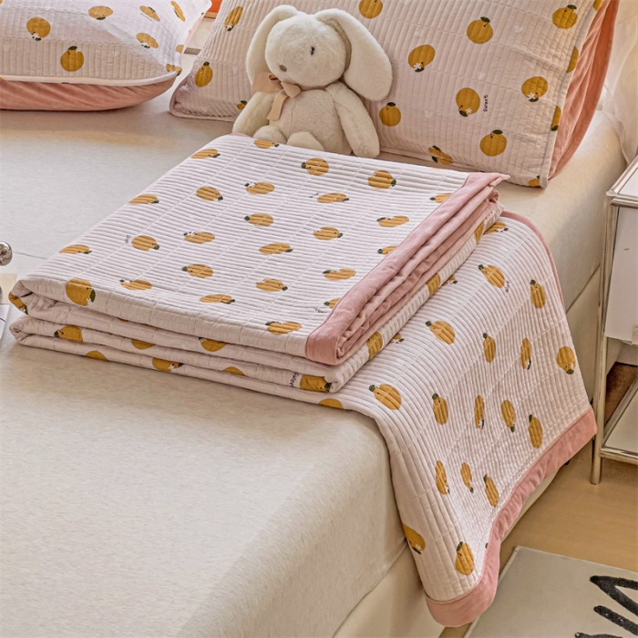 91家纺网 家纺一手货源 找家纺 上喜 热卖莫代尔绒夹棉床盖三件套 大橘大利