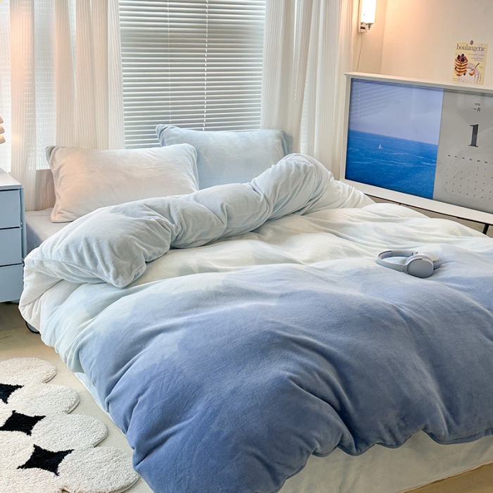 91家纺网 家纺一手货源 找家纺 昔可家纺 2023新款柔软亲肤晕染牛奶绒四件套 那片蓝海