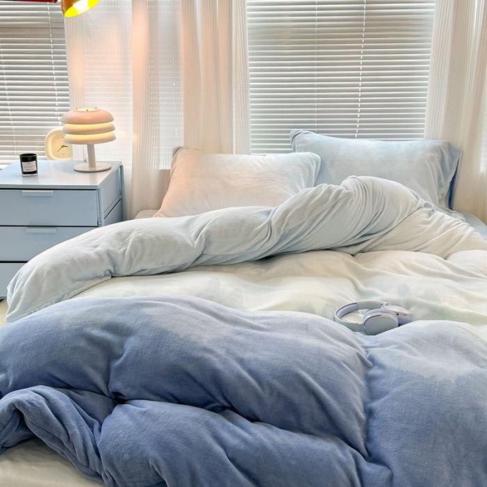 91家纺网 家纺一手货源 找家纺 昔可家纺 2023新款柔软亲肤晕染牛奶绒四件套 那片蓝海