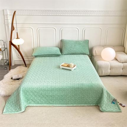 91家纺网 家纺一手货源 找家纺 上喜 热卖莫代尔绒夹棉床盖三件套 爱心格-绿