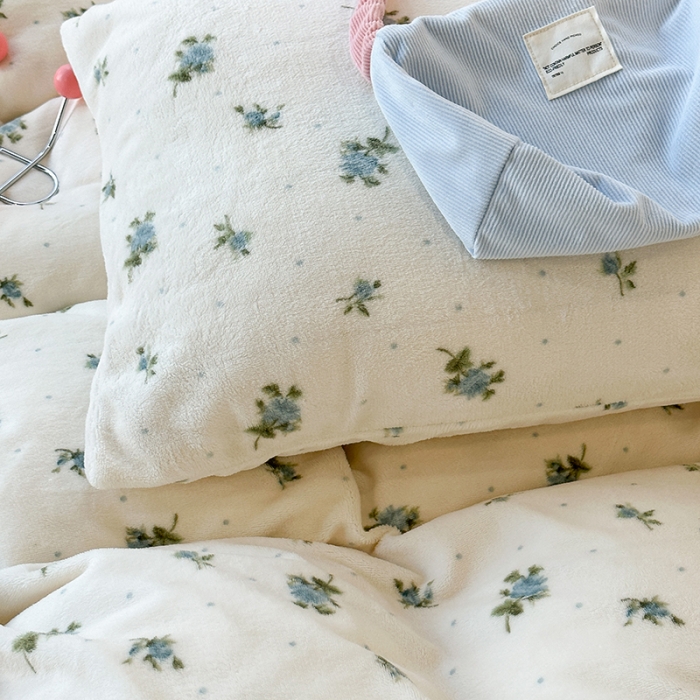 91家纺网 家纺一手货源 找家纺 （总）昔可 2023新款柔软舒适混搭牛奶绒四件套