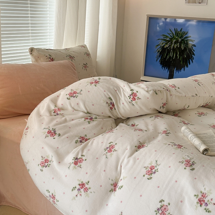 91家纺网 家纺一手货源 找家纺 昔可 2023新款柔软舒适混搭牛奶绒四件套 初恋玫瑰