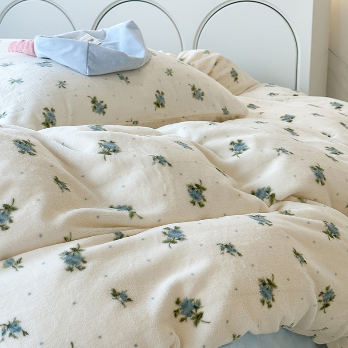 91家纺网 家纺一手货源 找家纺 昔可 2023新款柔软舒适混搭牛奶绒四件套 西西里碎花