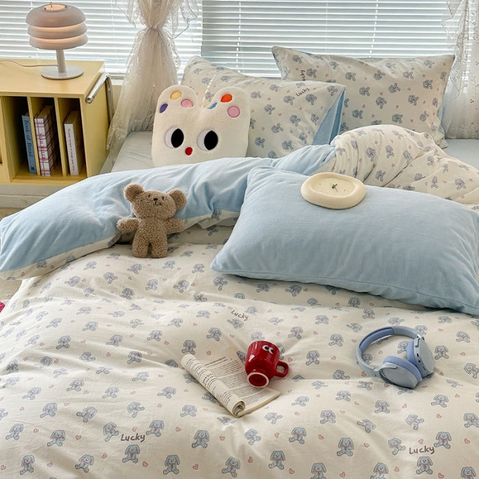 91家纺网 家纺一手货源 找家纺 昔可 2023新款亲肤柔软棉加绒四件套 爱心玩偶兔