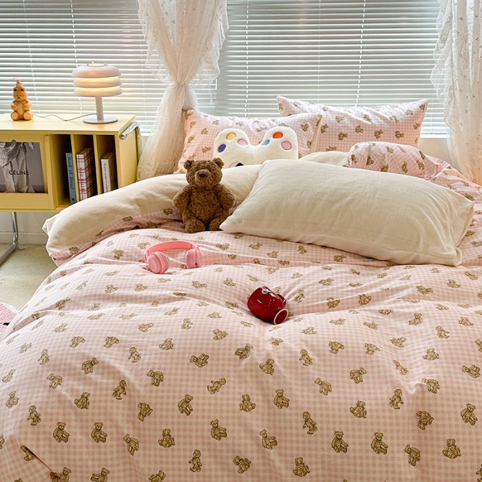 91家纺网 家纺一手货源 找家纺 昔可 2023新款亲肤柔软棉加绒四件套 粉格小熊