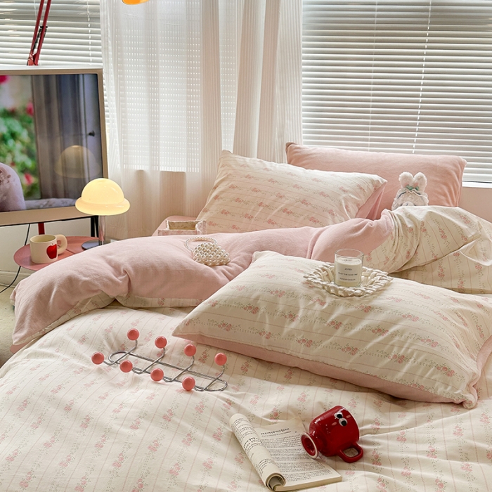 91家纺网 家纺一手货源 找家纺 昔可 2023新款亲肤柔软棉加绒四件套 韩系粉玫瑰