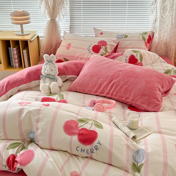 91家纺网 家纺一手货源 找家纺 昔可 2023新款亲肤柔软棉加绒四件套 郁金花樱桃