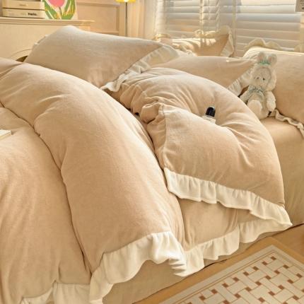 91家纺网 家纺一手货源 找家纺 （总）艾咪 新款花边款奶油风纯色牛奶绒四件套三件套