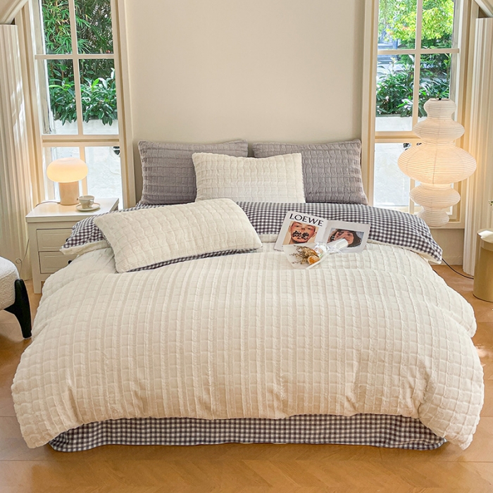 91家纺网 家纺一手货源 找家纺 安哆啦加厚9斤獭兔毛绒兔兔绒剪花牛奶绒四件套纯色双拼系列 奶白格