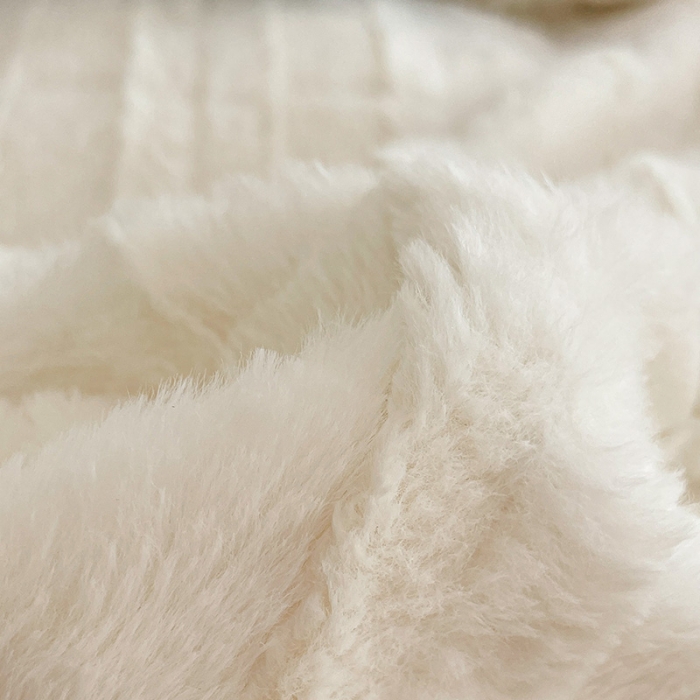 91家纺网 家纺一手货源 找家纺 安哆啦加厚9斤獭兔毛绒兔兔绒剪花牛奶绒四件套纯色双拼系列 奶白格