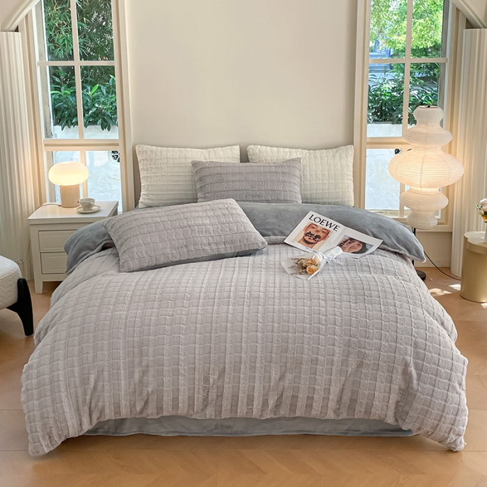 91家纺网 家纺一手货源 找家纺 安哆啦加厚9斤獭兔毛绒兔兔绒剪花牛奶绒四件套纯色双拼系列 绅士灰