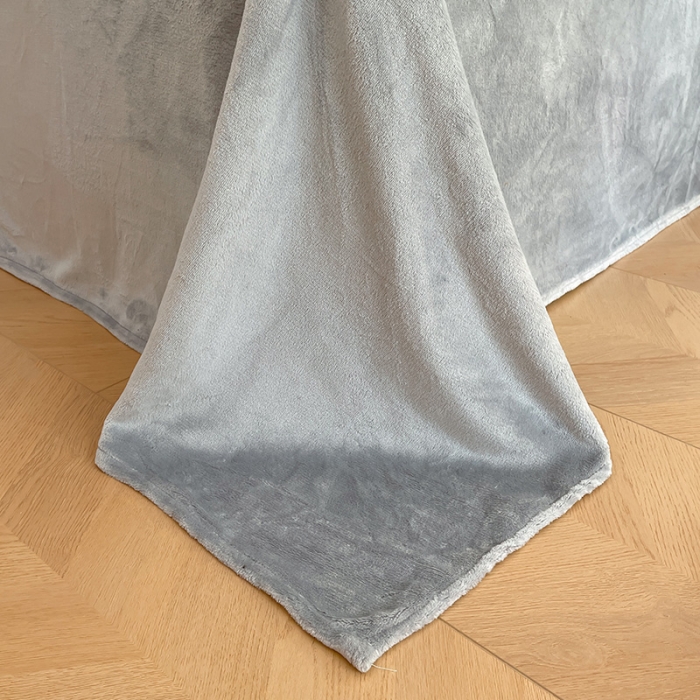 91家纺网 家纺一手货源 找家纺 安哆啦加厚9斤獭兔毛绒兔兔绒剪花牛奶绒四件套纯色双拼系列 绅士灰