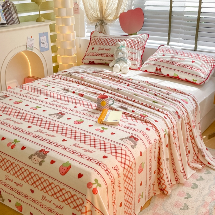 91家纺网 家纺一手货源 找家纺 安哆啦 2024新款高克重小清新牛奶绒单床单 草莓女孩
