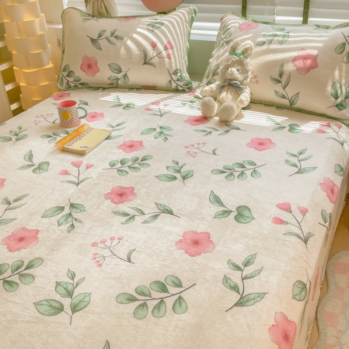 91家纺网 家纺一手货源 找家纺 安哆啦 2024新款高克重小清新牛奶绒单床单 花丛间