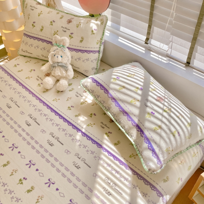 91家纺网 家纺一手货源 找家纺 安哆啦 2024新款高克重小清新牛奶绒单床单 蕾丝兔