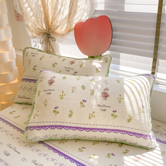 91家纺网 家纺一手货源 找家纺 安哆啦 2024新款高克重小清新牛奶绒单床单 蕾丝兔