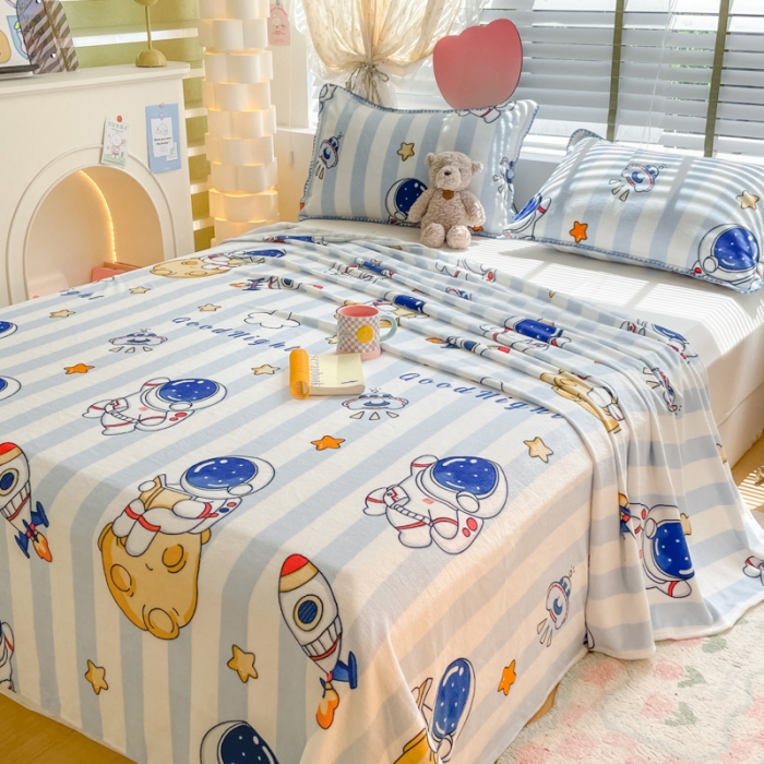 91家纺网 家纺一手货源 找家纺 安哆啦 2024新款高克重小清新牛奶绒单床单 太空人