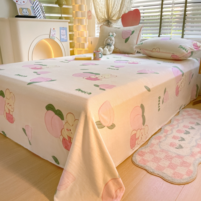 91家纺网 家纺一手货源 找家纺 安哆啦 2024新款高克重小清新牛奶绒单床单 桃桃兔兔