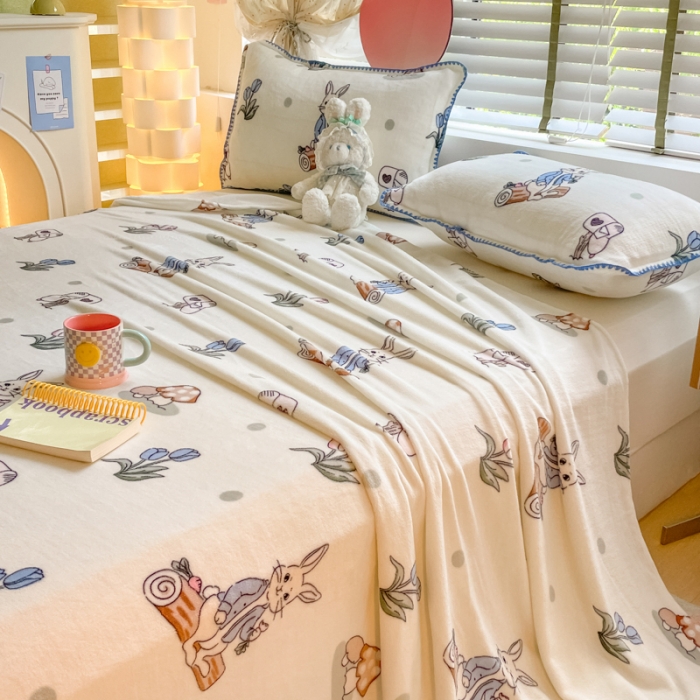 91家纺网 家纺一手货源 找家纺 安哆啦 2024新款高克重小清新牛奶绒单床单 兔八哥