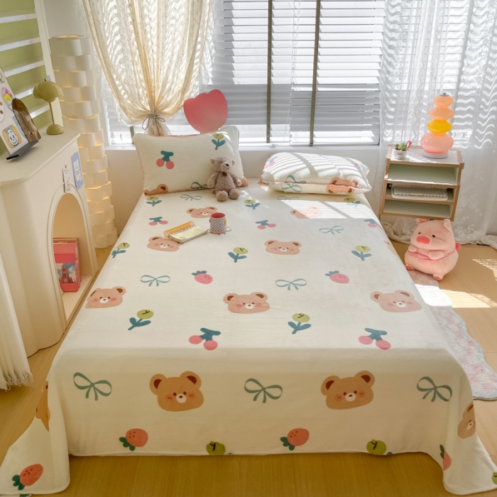91家纺网 家纺一手货源 找家纺 安哆啦 2024新款高克重小清新牛奶绒单床单 小熊宝
