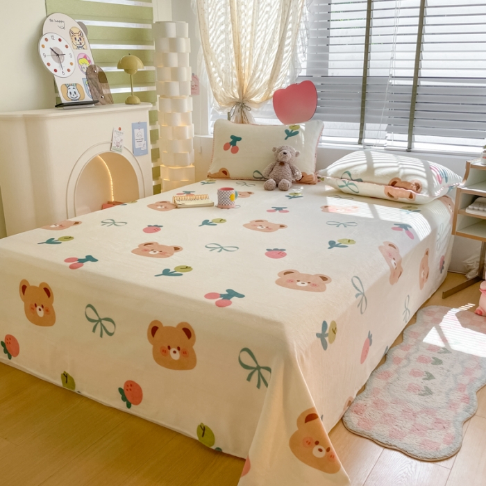 91家纺网 家纺一手货源 找家纺 安哆啦 2024新款高克重小清新牛奶绒单床单 小熊宝