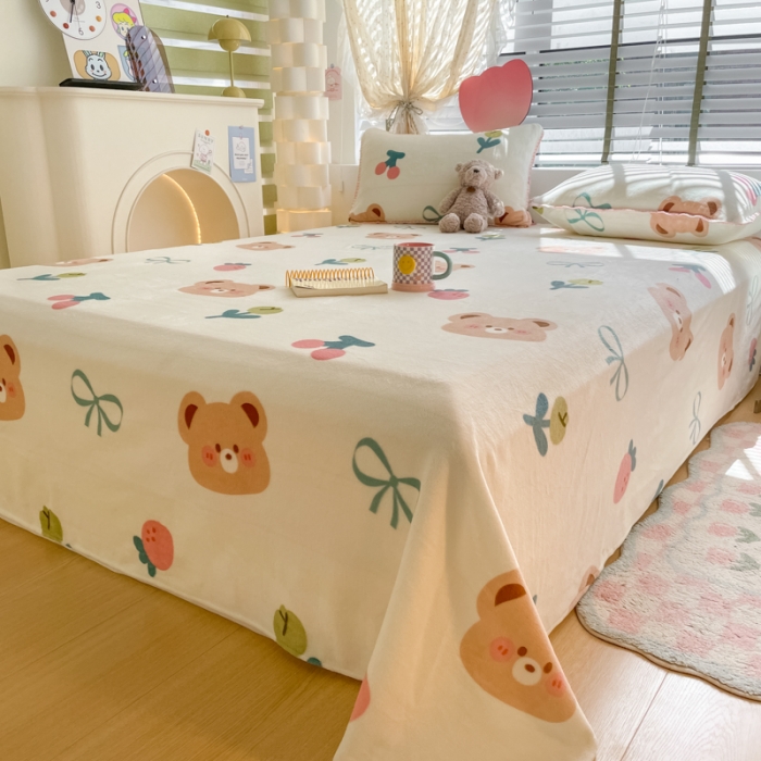 91家纺网 家纺一手货源 找家纺 安哆啦 2024新款高克重小清新牛奶绒单床单 小熊宝