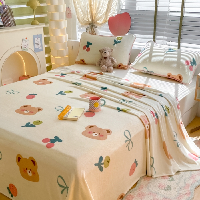 91家纺网 家纺一手货源 找家纺 安哆啦 2024新款高克重小清新牛奶绒单床单 小熊宝