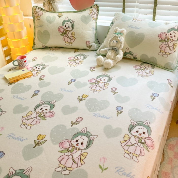 91家纺网 家纺一手货源 找家纺 安哆啦 2024新款高克重小清新牛奶绒单床单 心花怒放