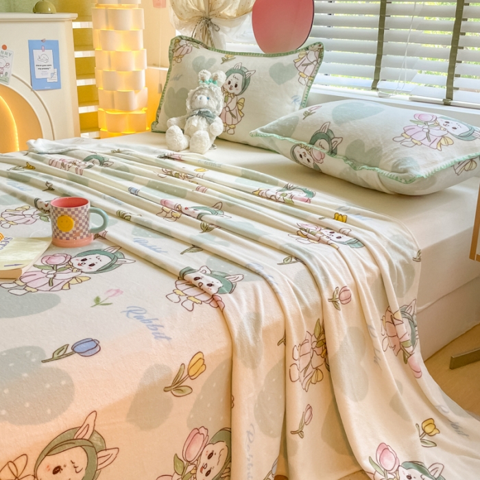 91家纺网 家纺一手货源 找家纺 安哆啦 2024新款高克重小清新牛奶绒单床单 心花怒放