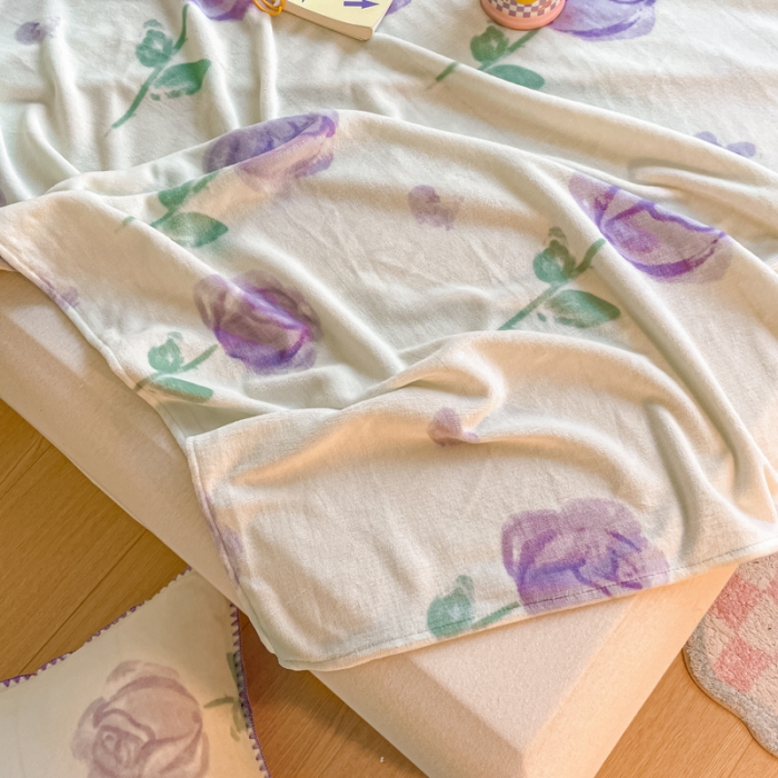 91家纺网 家纺一手货源 找家纺 安哆啦 2024新款高克重小清新牛奶绒单床单 紫色郁金香