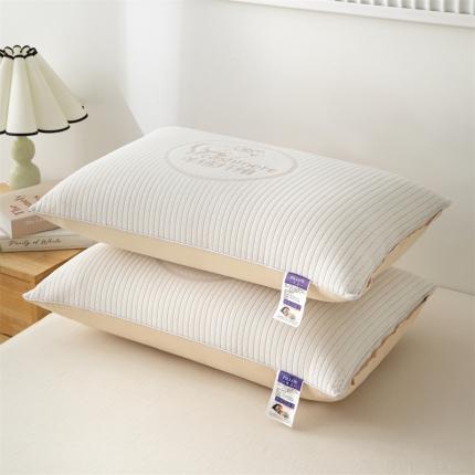 91家纺网 家纺一手货源 找家纺 织布人超柔针织云端羊绒纤维羽丝绒枕头护颈枕芯48*74